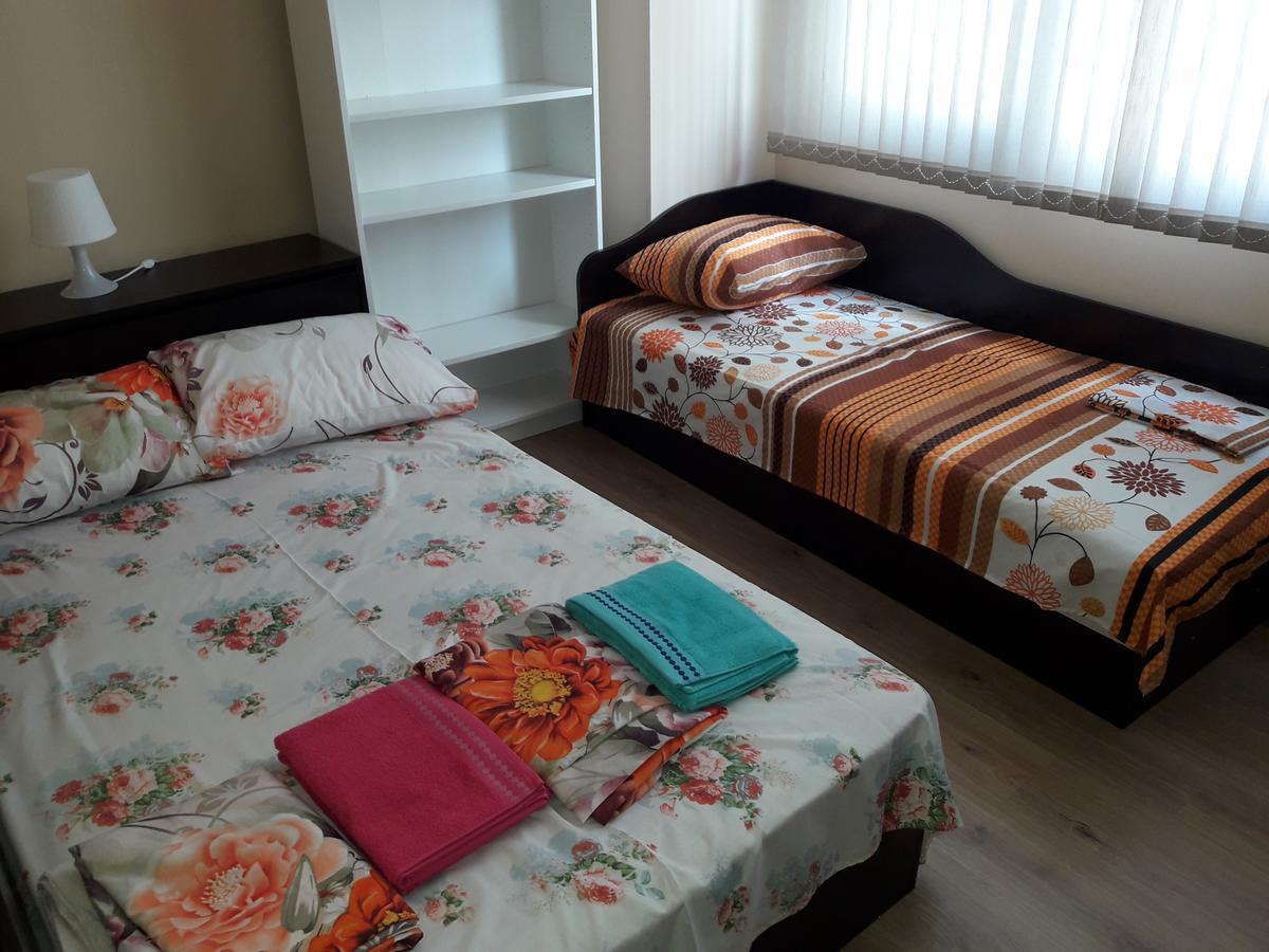 Guest House Mania София Экстерьер фото